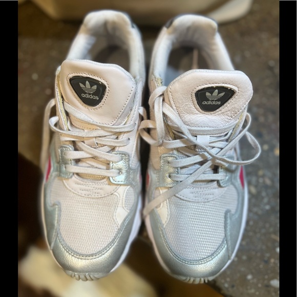 ADIDAS FALCON ORCHID💕Size 7.5 Excellent Condition close to new ! - Picture 7 of 15